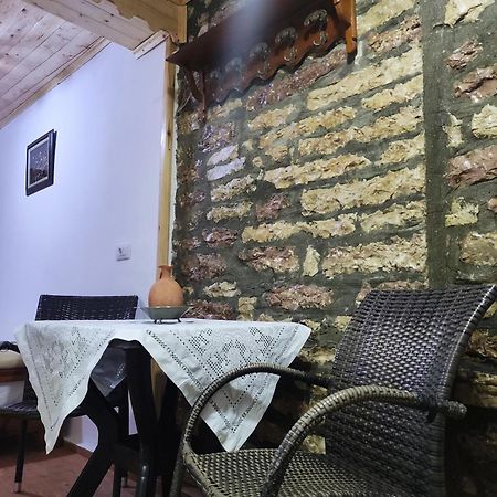 Gjirokastër Karafil Guesthouse מראה חיצוני תמונה