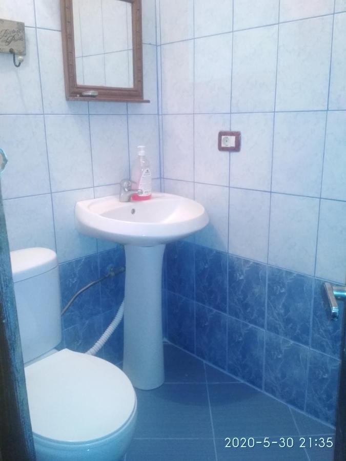 Gjirokastër Karafil Guesthouse מראה חיצוני תמונה
