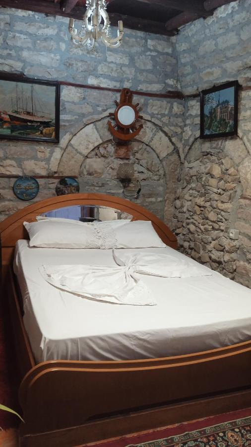 Gjirokastër Karafil Guesthouse מראה חיצוני תמונה