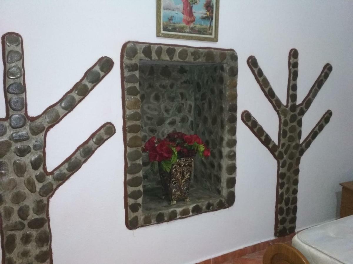 Gjirokastër Karafil Guesthouse מראה חיצוני תמונה