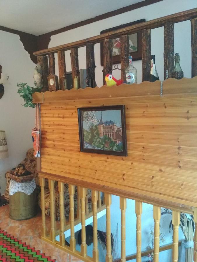 Gjirokastër Karafil Guesthouse מראה חיצוני תמונה